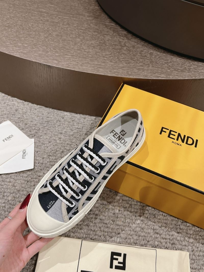 Fendi Low Shoes